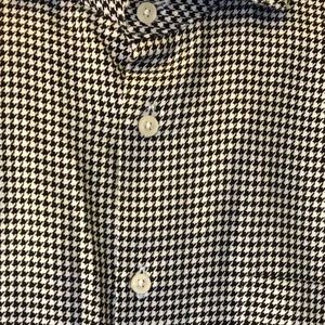 Neiman Marcus Men’s Dress Shirt Size 15 1/2 32/33 sleeve. Houndstooth Pattern.